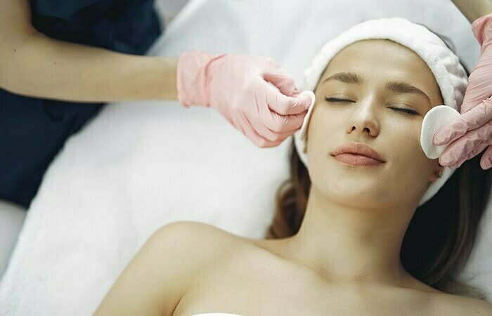AAYNA Facial